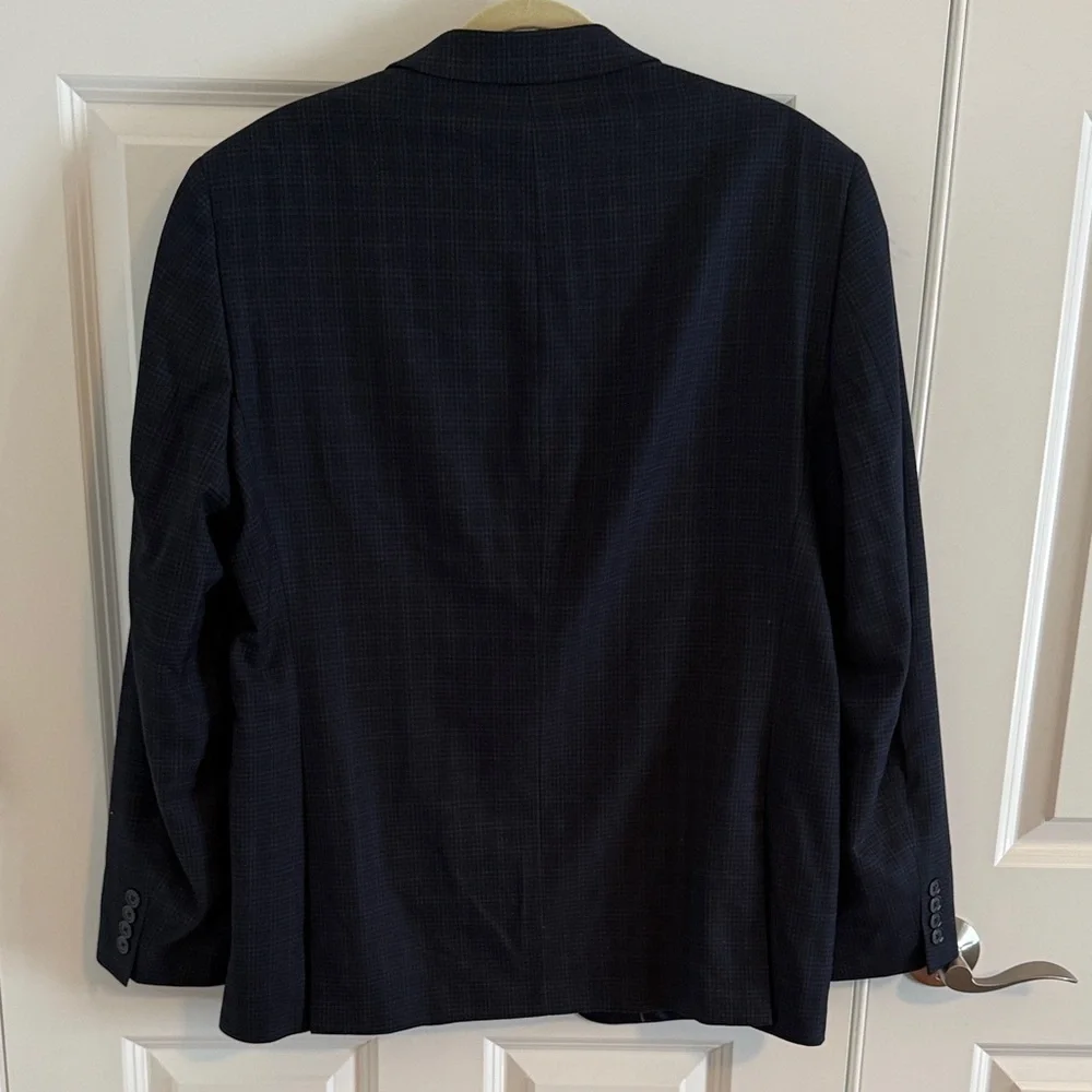 Van Heusen Flex Slim Fit 42R Navy Blue Plaid Blazer